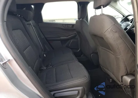 2024 Ford Escape Active z USA, uszkodzony, nr VIN 1FMCU0GN2RUA97870